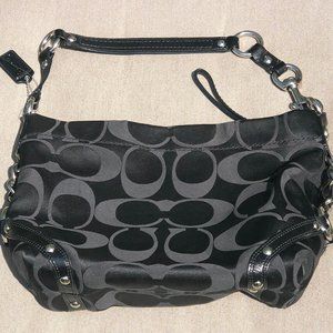Authentic COACH Signature Bag (LIKE NEW CONDITION)